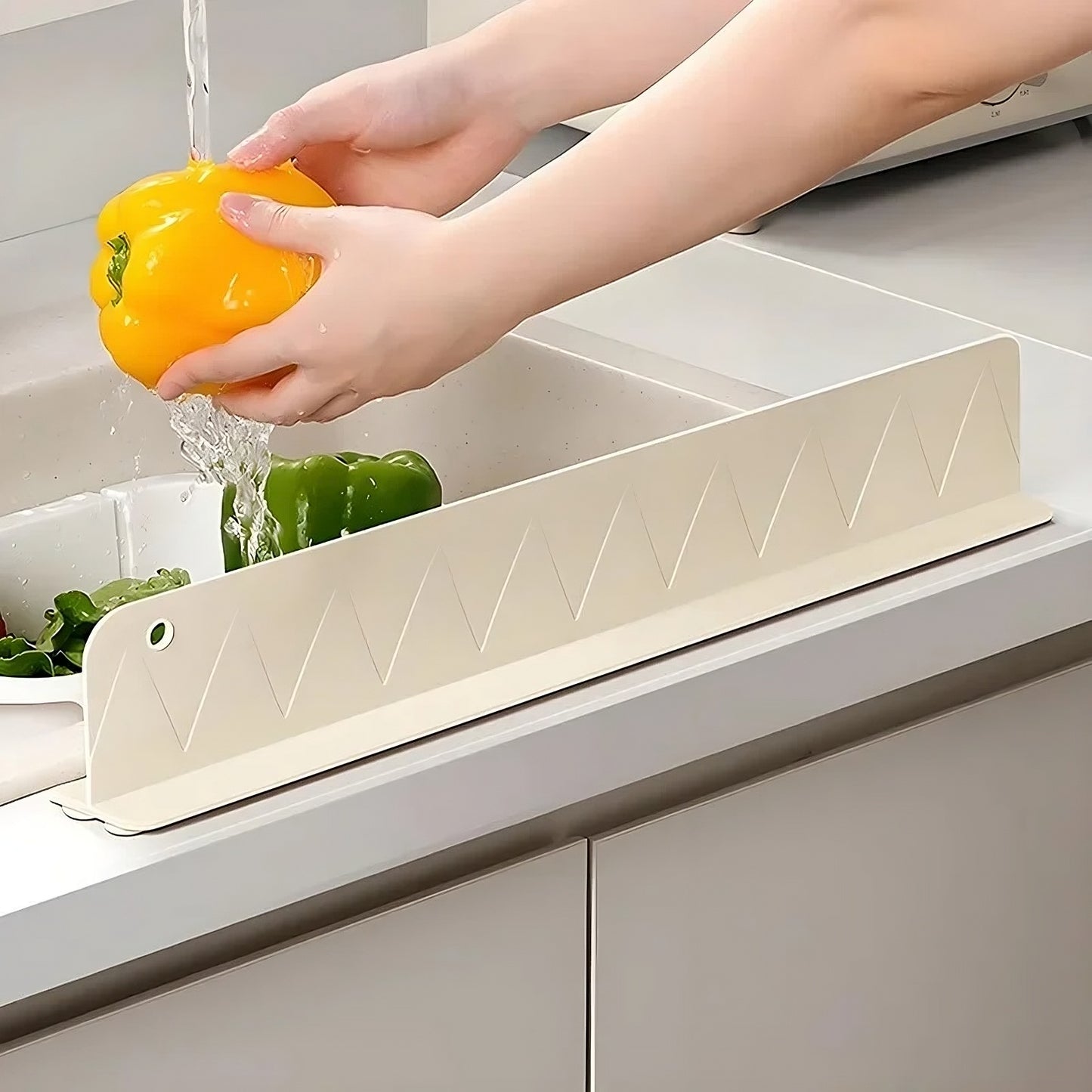 Kitchen Sink Splash Guard